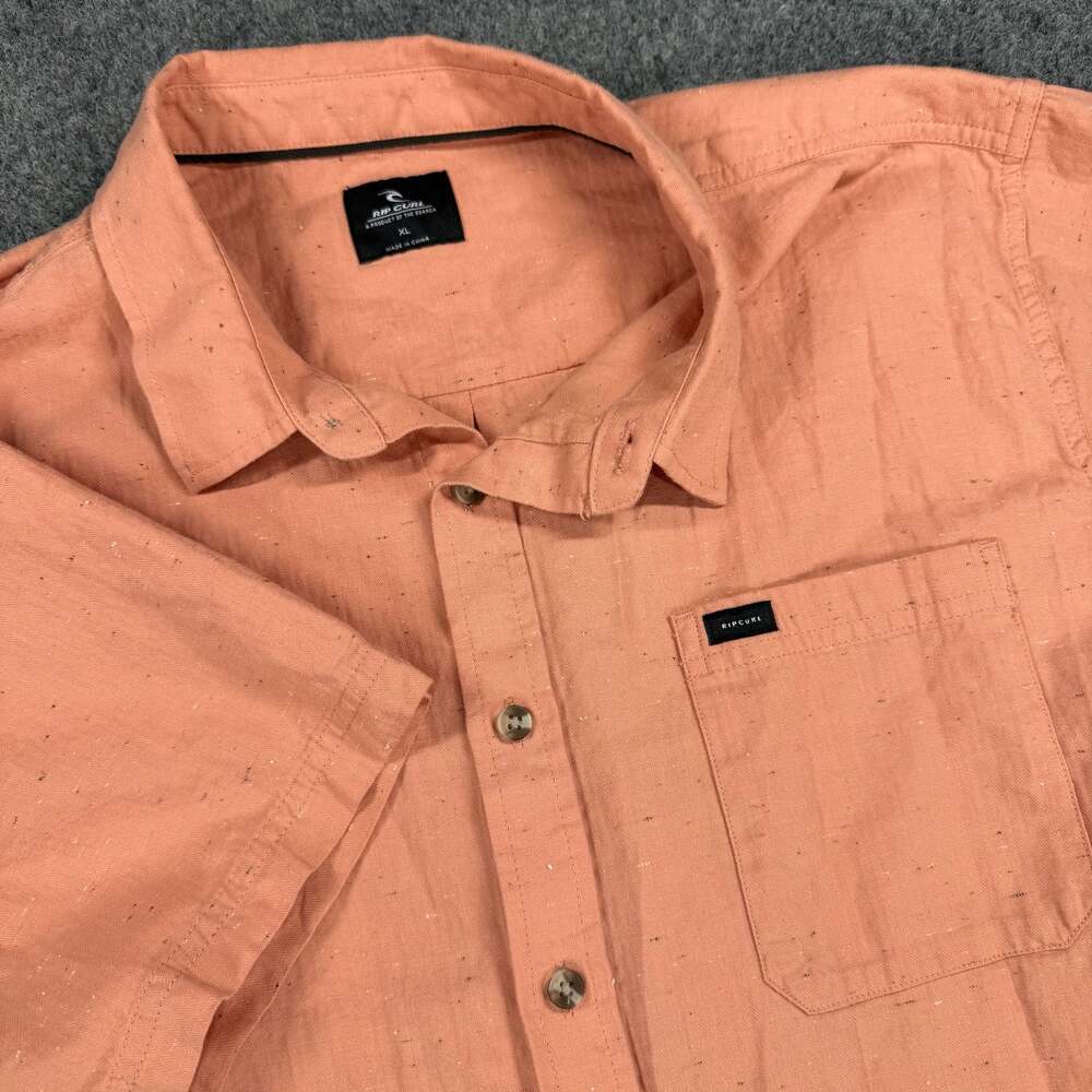 Rip Curl Men's Short Sleeve Button Up Shirt Peach Speckled Dobby XL